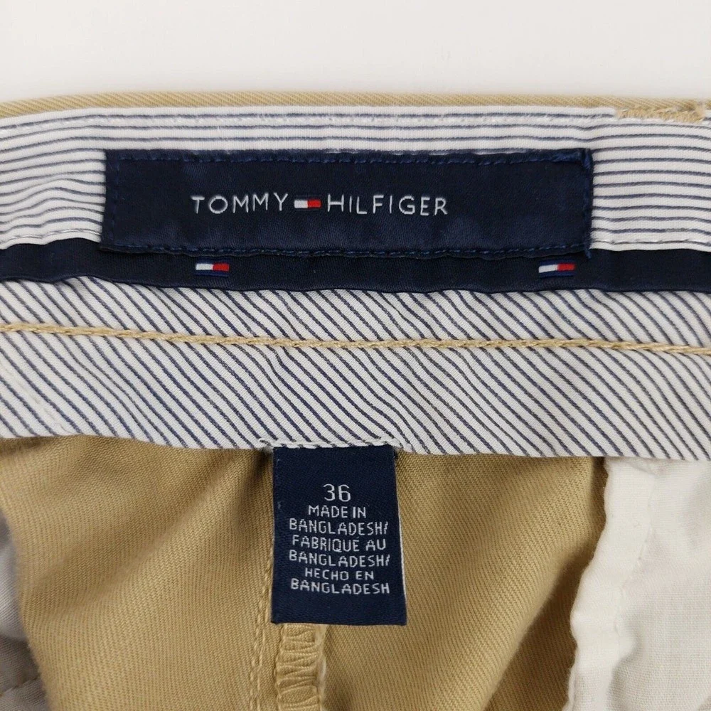 Tommy Hilfiger Mens 36 Chino Shorts Khaki‎ Solid Casual Flat Front 100% Cotton
